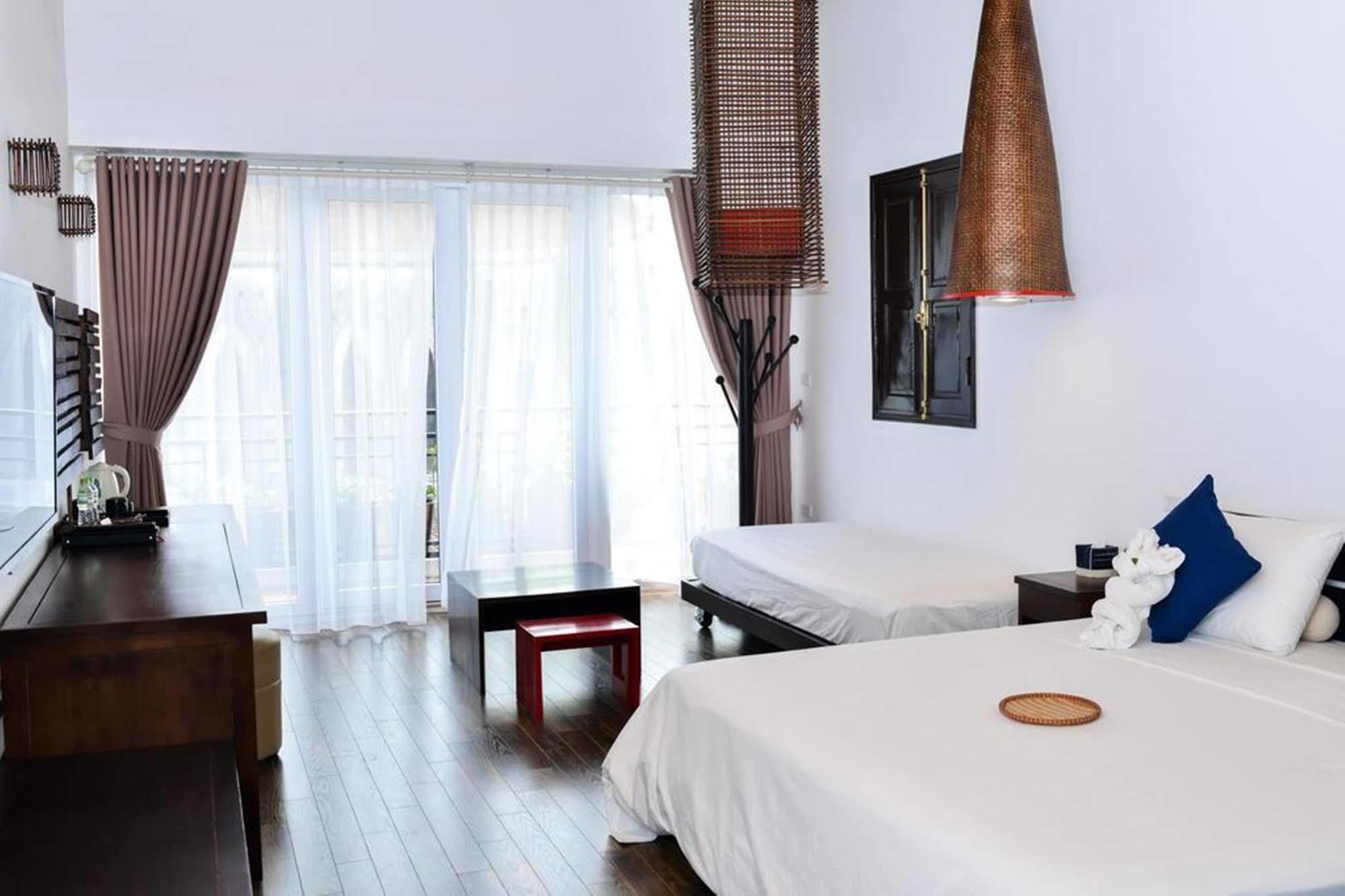 Cinnamon Cathedral Hotel Hanoi Exterior photo